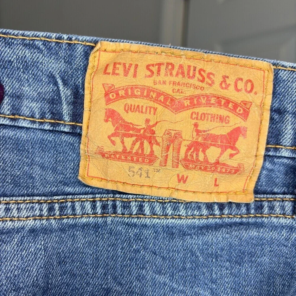 LEVI'S 541 50X30 Athletic Taper Jeans Mens Denim 5 Pocket Stretch Big & Tall